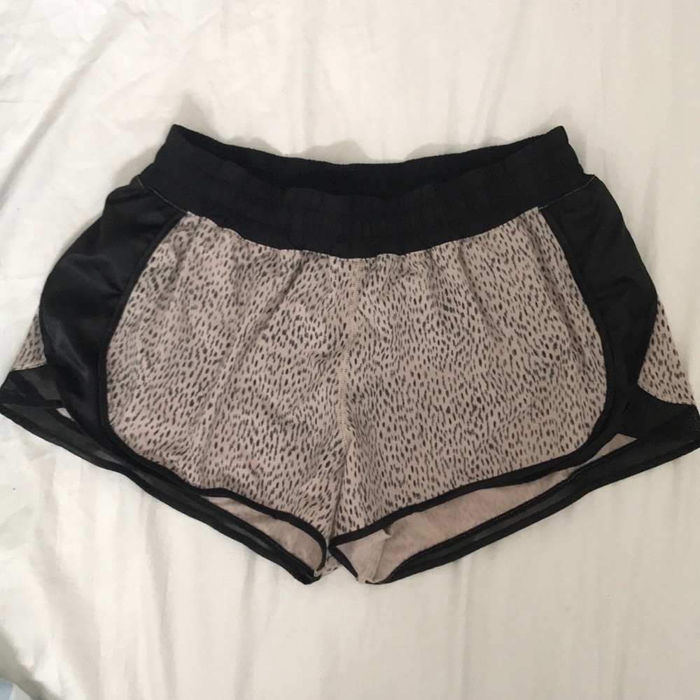 Lulu lemon workout shorts